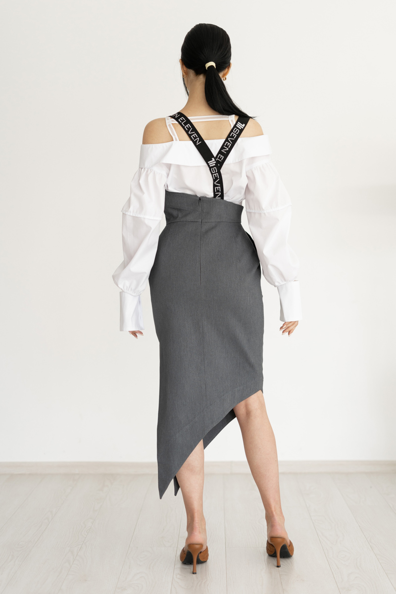 Asymmetric gray skirt photo 2